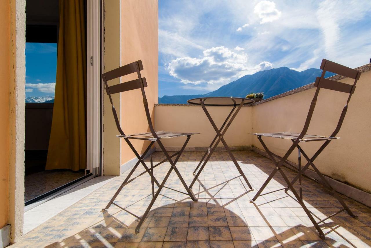 Al Pontile - The House Of Travelers Vila Sala Comacina Exterior foto