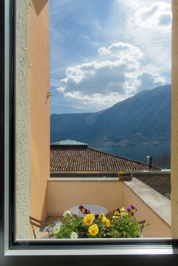 Al Pontile - The House Of Travelers Vila Sala Comacina Exterior foto