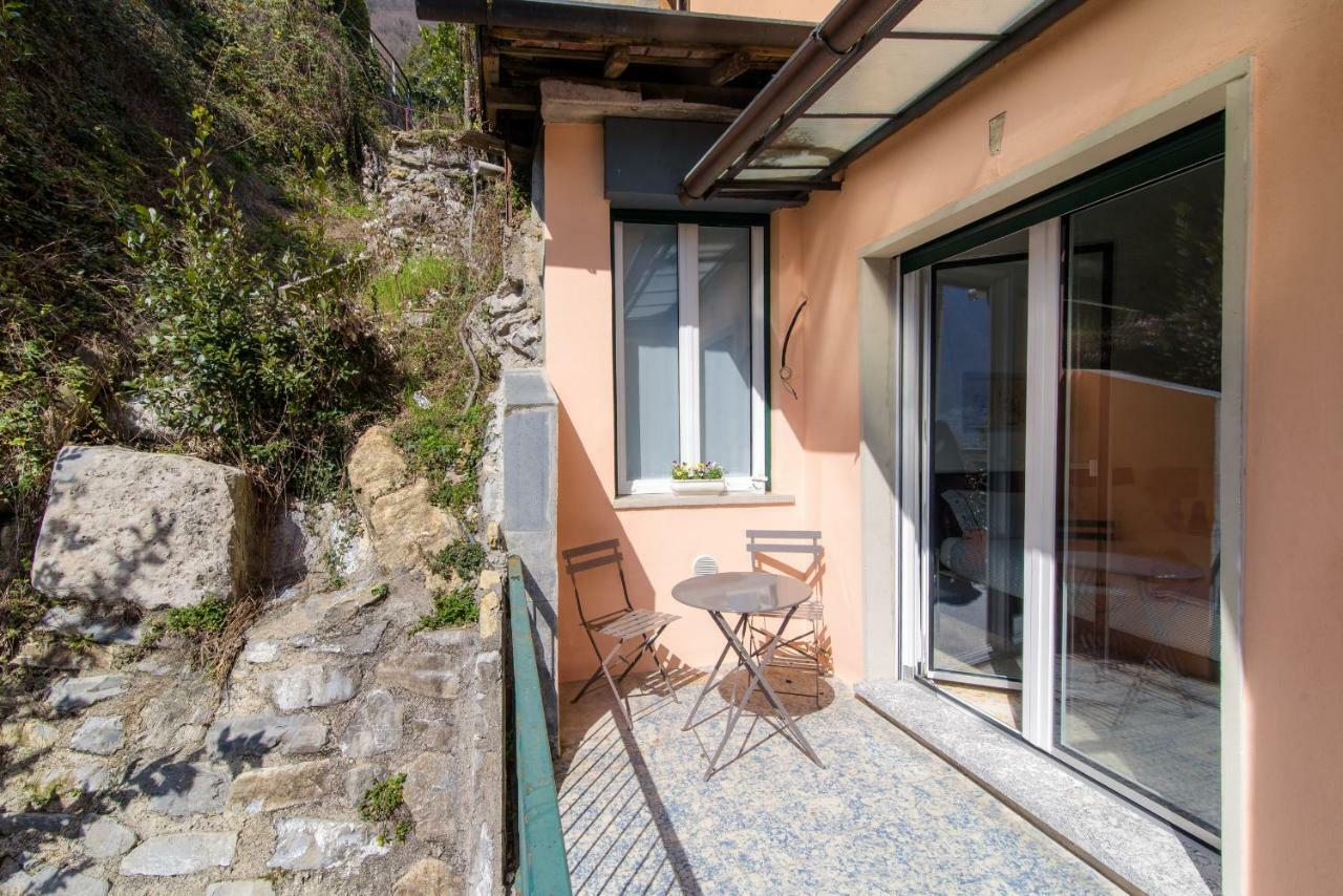 Al Pontile - The House Of Travelers Vila Sala Comacina Exterior foto