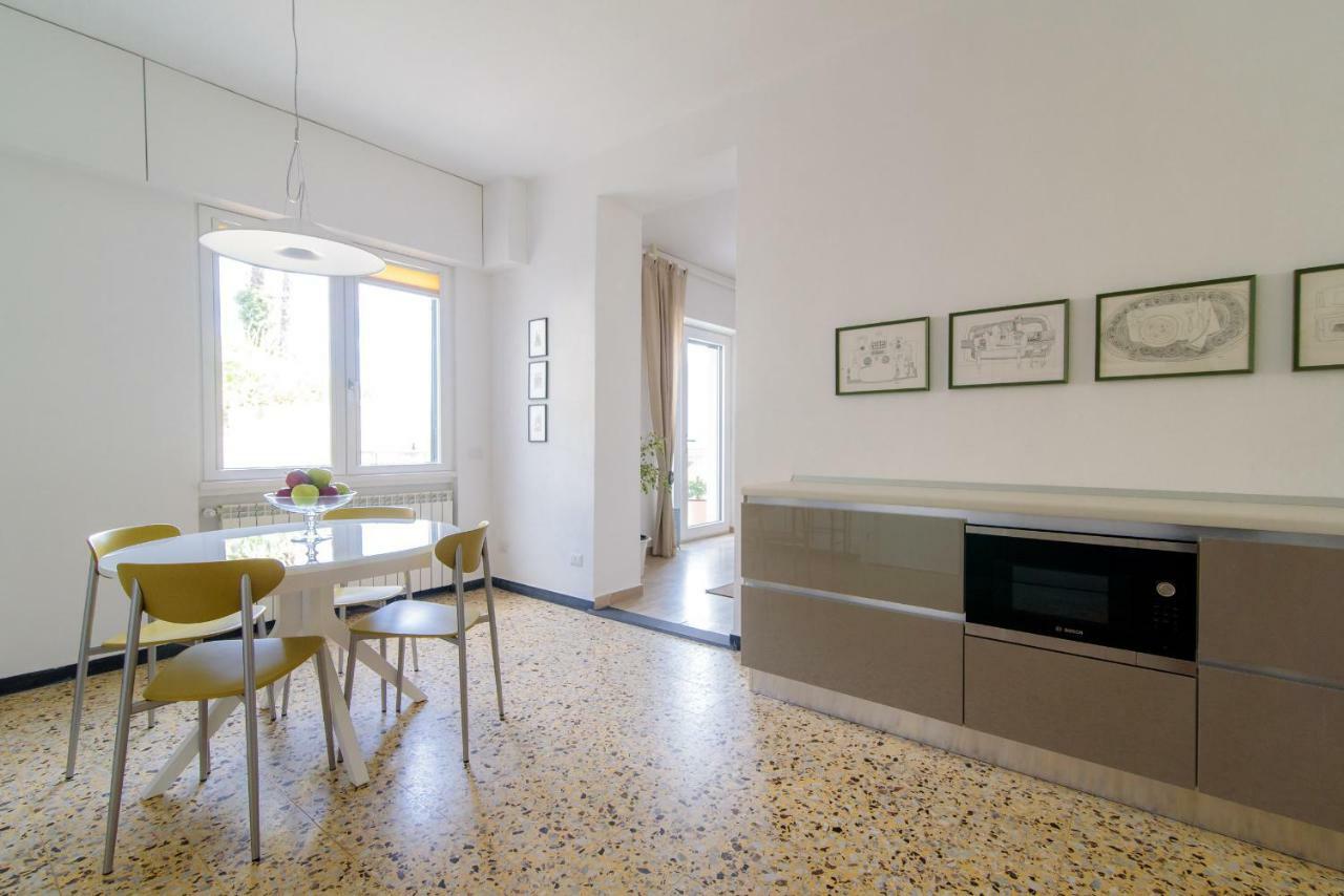 Al Pontile - The House Of Travelers Vila Sala Comacina Exterior foto